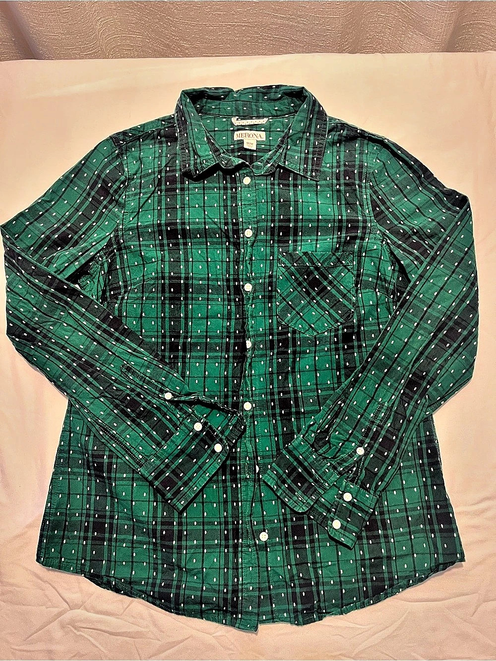 Merona Green and Navy Plaid Button Down Shirt with White Dots SZ Medium